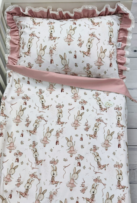 Poszewki z falbanką i koronką "Bunny Ballerina" Premium Poszewki z falbanką i koronką "Bunny Ballerina" Premium